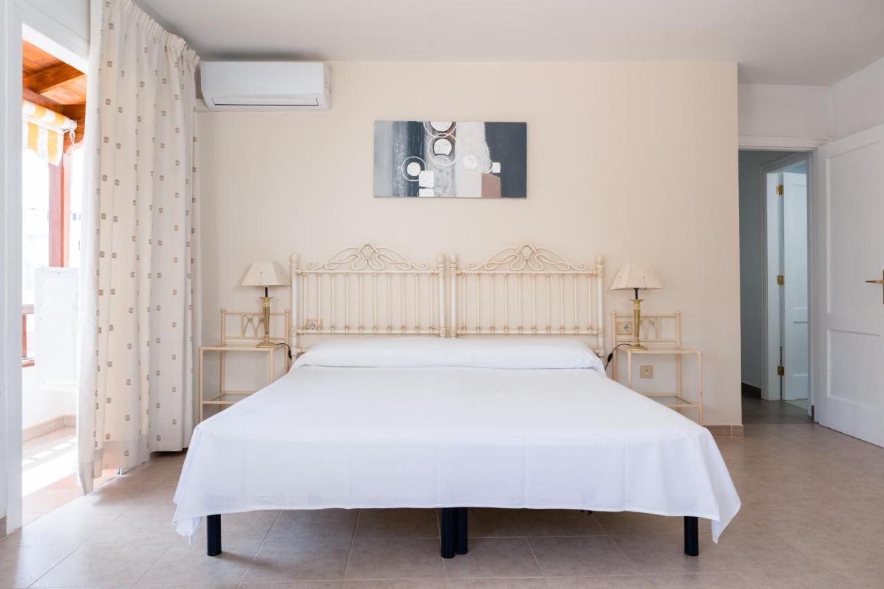 Homeforguest Apartamento Con Piscina A 50M Del Mar En La Caleta 아데제 외부 사진