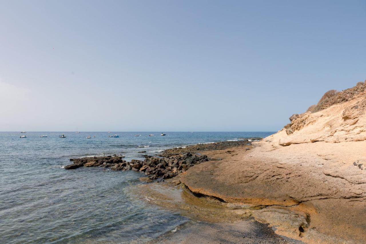 Homeforguest Apartamento Con Piscina A 50M Del Mar En La Caleta 아데제 외부 사진